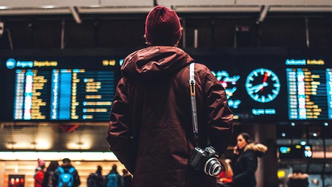 WHAT THE TECH? Gift ideas for loved ones & friends who travel